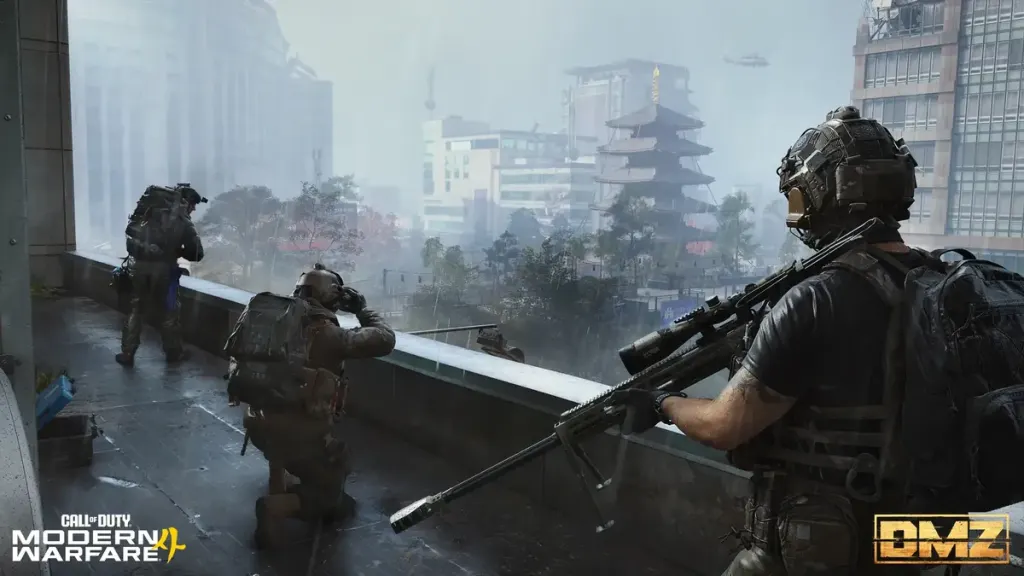 MW4 DMZ operators overlooking Hajin from a rooftop.