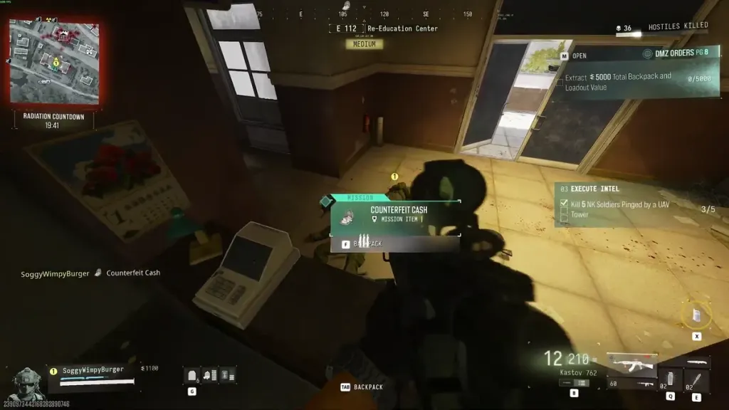 Counterfeit Cash Mission Item in the soldier’s loot with the Execute Intel kill counter at3/5.