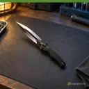 Throwing Knife in Call of Duty MW4 DMZ.