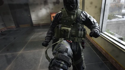 Masked soldier in an interior encounter in MW4 DMZ